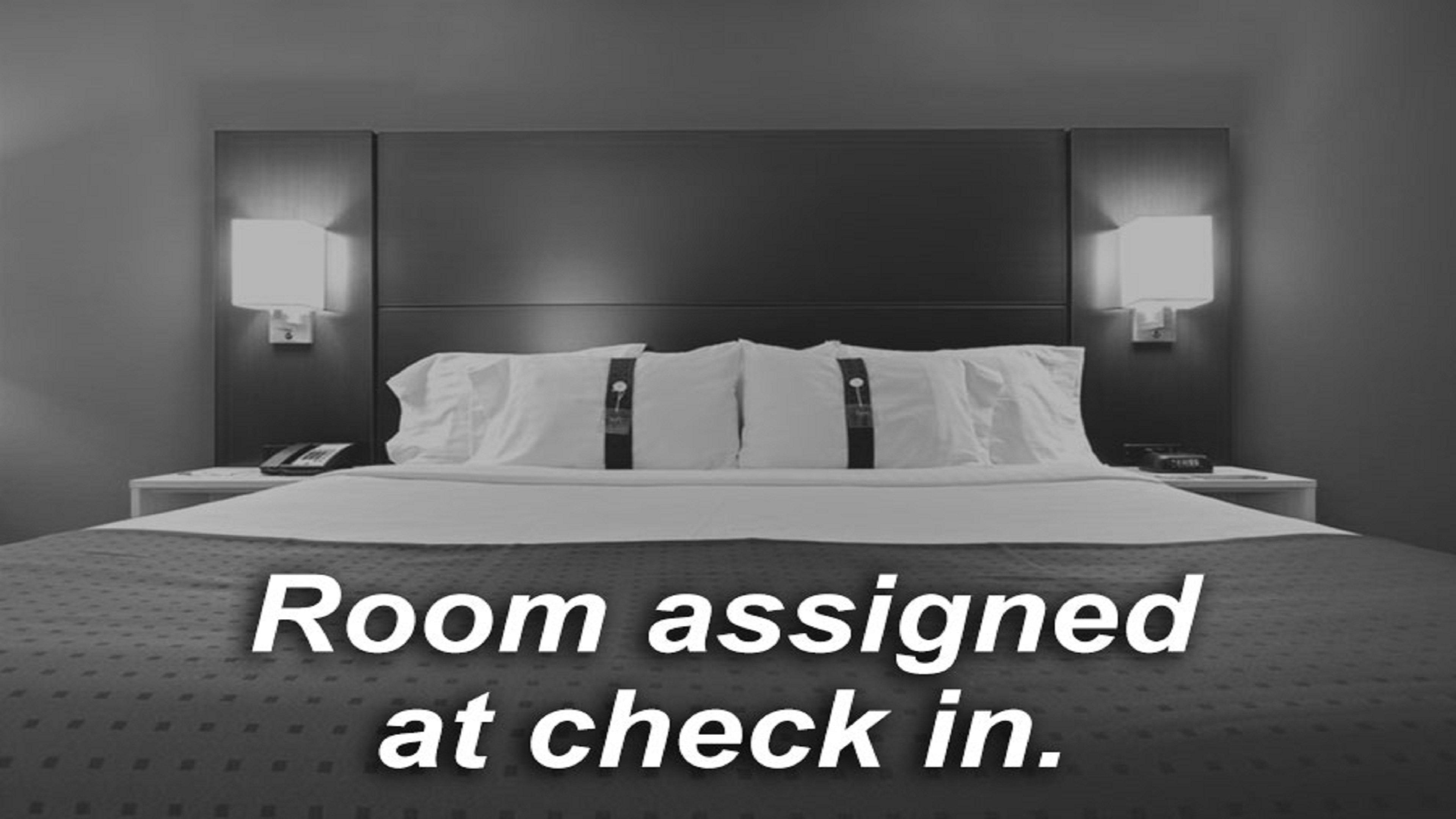 Holiday Inn Express & Suites North Topeka Esterno foto