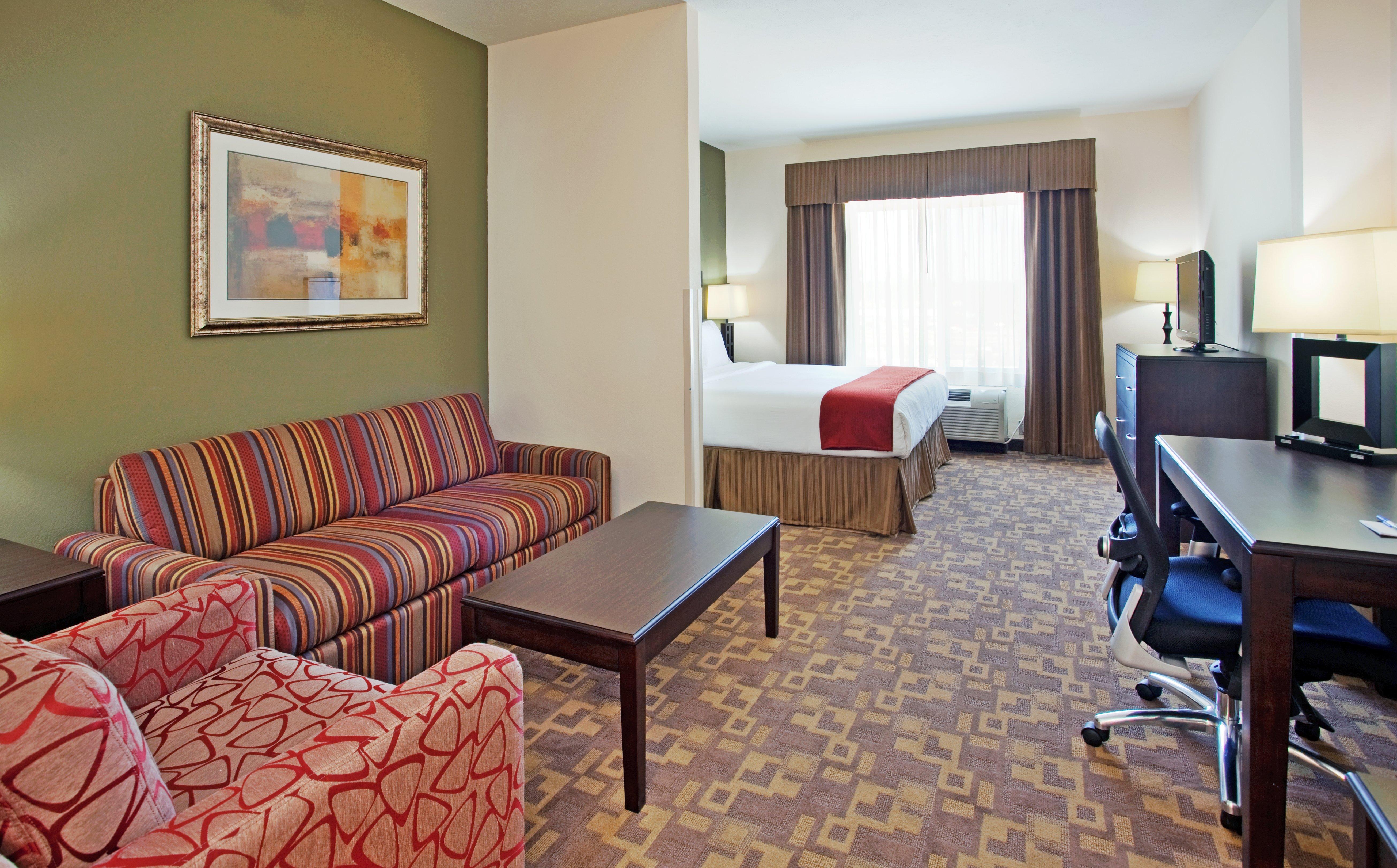 Holiday Inn Express & Suites North Topeka Esterno foto