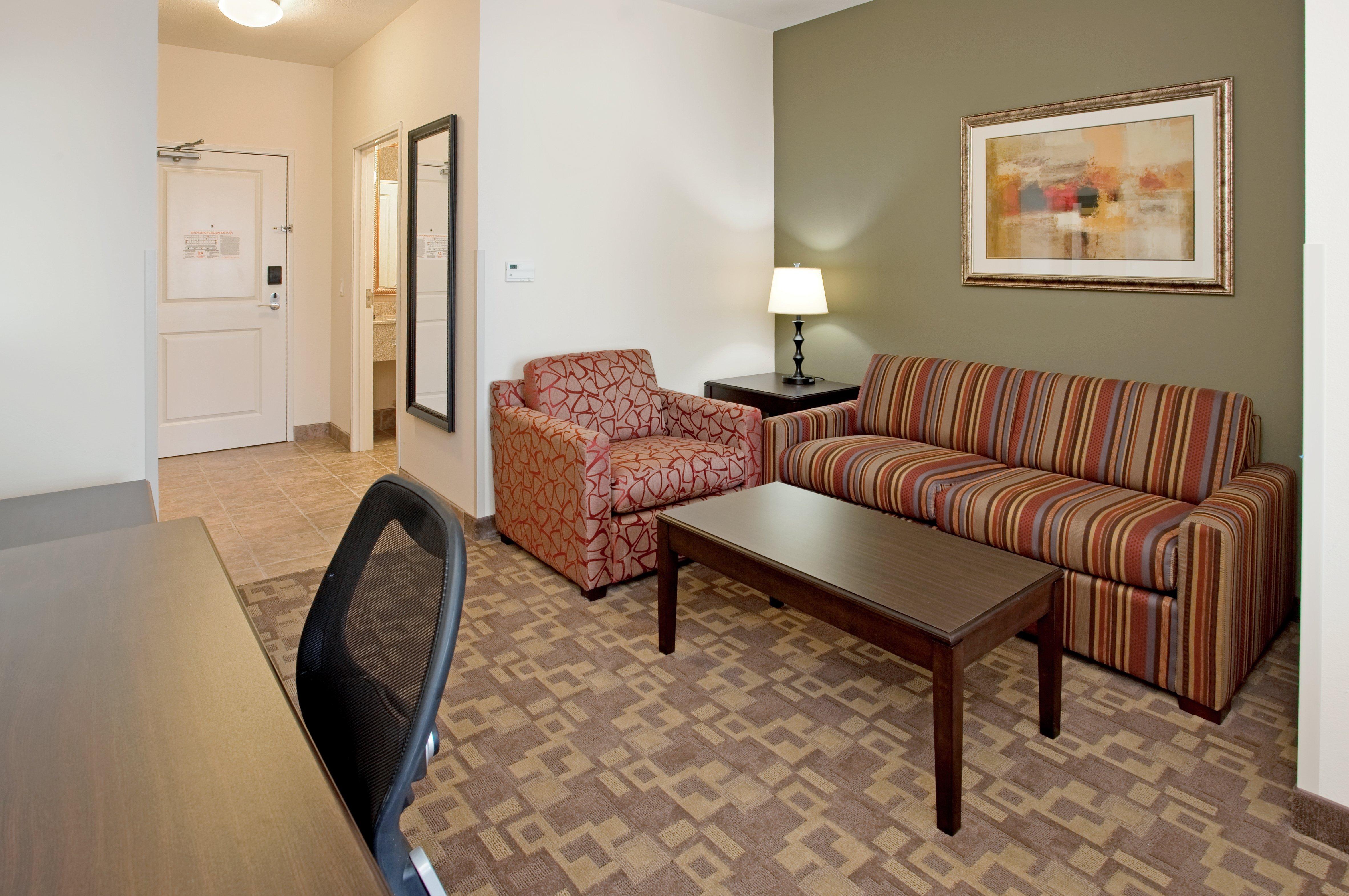 Holiday Inn Express & Suites North Topeka Interno foto