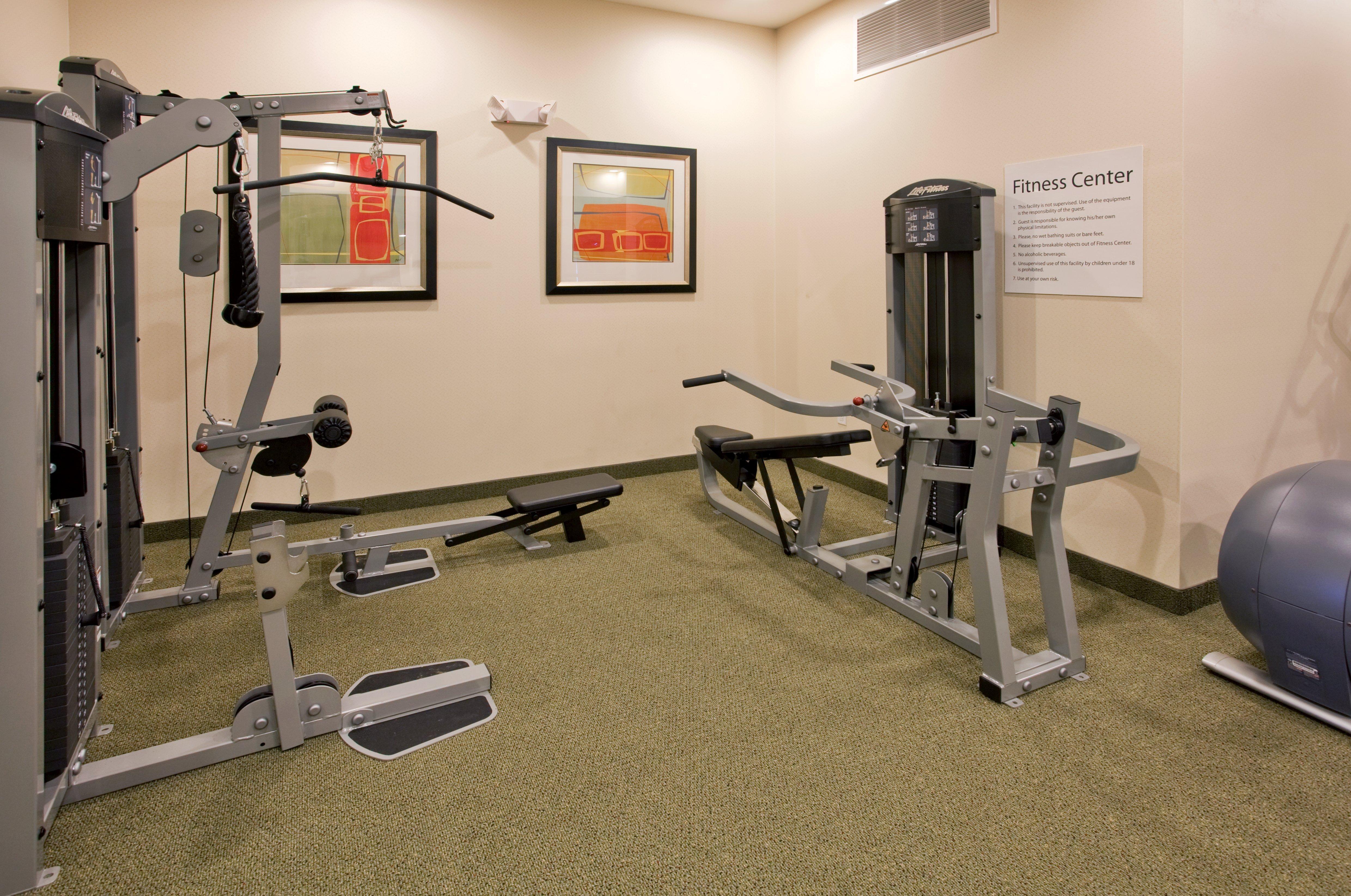 Holiday Inn Express & Suites North Topeka Esterno foto